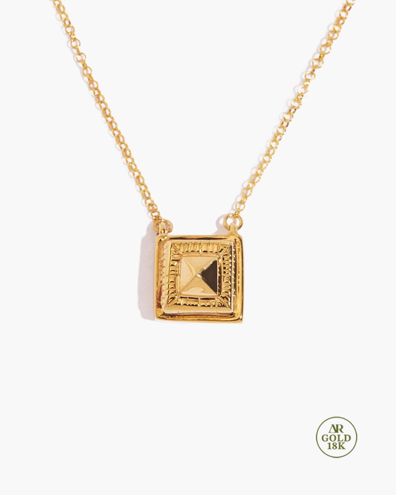 18k Gold • MUNERO Necklace